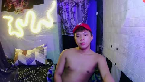 Snapshot of edrianburca052 chatting on October 2025 12:22:01 AM urasian chub online show from October 2025 12:22:01 AM