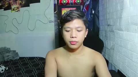 Snapshot of edrianburca052 chatting on November 2025 07:07:02 PM urasian chub online show from November 2025 07:07:02 PM