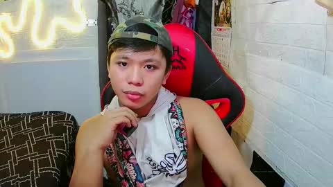 Snapshot of edrianburca052 chatting on February 2026 06:53:01 PM urasian chub online show from February 2026 06:53:01 PM