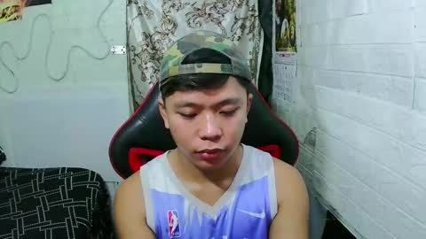 Snapshot of edrianburca052 chatting on March 2026 07:03:02 AM urasian chub online show from March 2026 07:03:02 AM