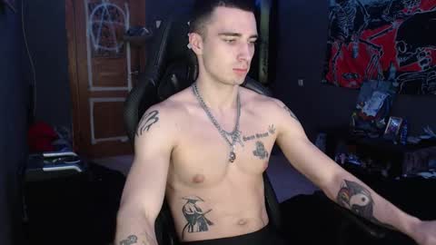 Snapshot of eduard_loveee chatting on November 2025 02:56:01 PM Eduar online show from November 2025 02:56:01 PM