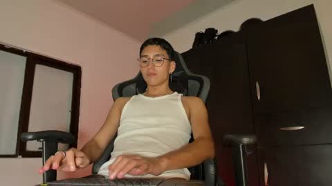 Snapshot of edward____876772 chatting on June 2026 05:11:02 PM edward online show from June 2026 05:11:02 PM