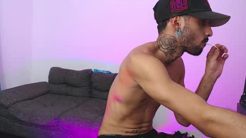 edward_johnsonn online show from September 2025 11:10:02 PM