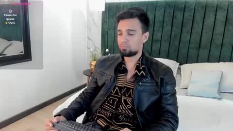 Eduardo online show from February 2025 03:34:02 AM