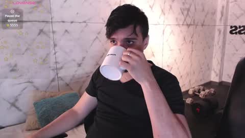 Eduardo online show from January 2026 03:34:02 AM