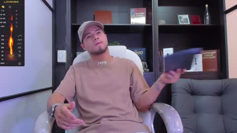 Edward Ross online show from January 2025 08:15:02 PM