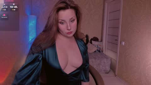 eesmaaarr online show from January 2025 11:05:02 PM