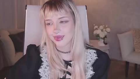 EVA NON NUDE online show from March 2026 06:57:01 PM
