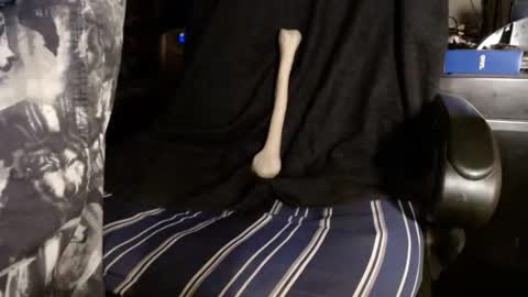 Snapshot of eeyoreeeyore chatting on November 2025 10:31:02 PM eeyoreeeyore online show from November 2025 10:31:02 PM