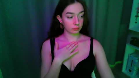 effie_balconii online show from March 2026 03:51:02 PM
