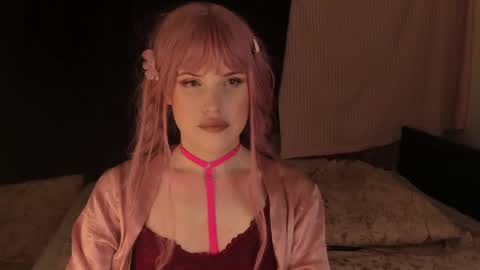 Effie Mur online show from December 2024 07:16:02 PM