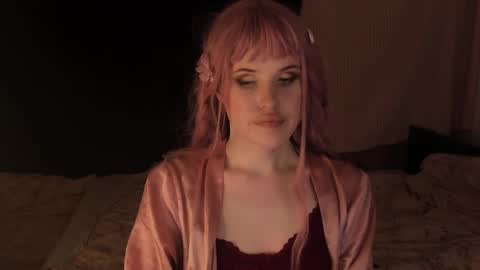 Effie Mur online show from December 2024 03:44:01 PM