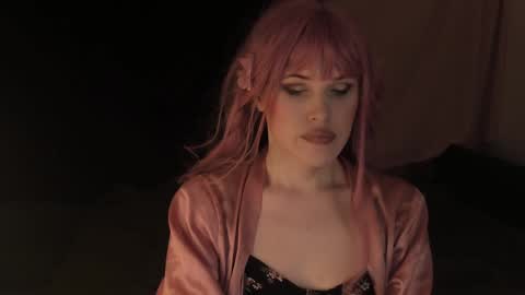 Effie Mur online show from December 2024 03:15:01 PM