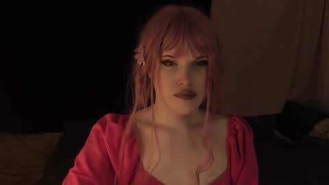 Effie Mur online show from January 2025 03:03:01 PM