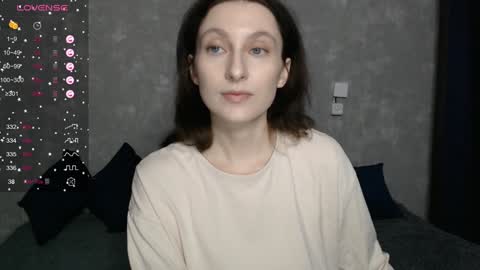 Snapshot of effy_gray chatting on December 2024 01:58:01 PM Anna online show from December 2024 01:58:01 PM