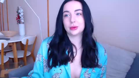 Snapshot of effy_m chatting on December 2024 09:59:02 AM Effy online show from December 2024 09:59:02 AM