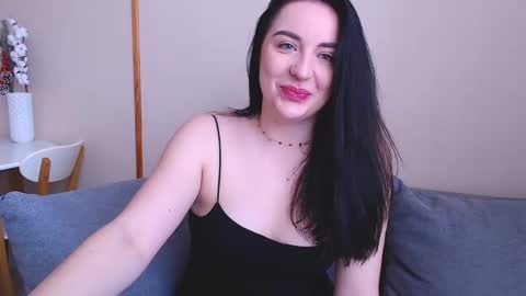 Snapshot of effy_m chatting on January 2025 09:44:02 AM Effy online show from January 2025 09:44:02 AM