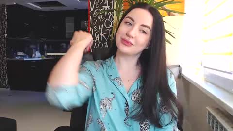 Snapshot of effy_m chatting on January 2025 09:44:02 AM Effy online show from January 2025 09:44:02 AM