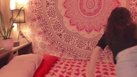 effy online show from January 2025 03:14:01 AM