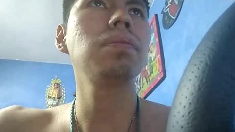 efrain9830 online show from January 2025 03:28:02 AM