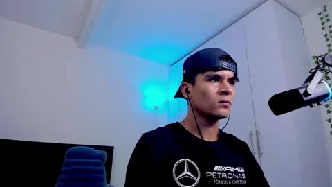 eiden_allenx1 online show from February 2025 07:16:01 AM