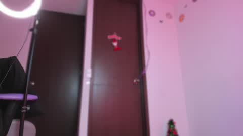 eileen_pinkman online show from December 2024 10:33:02 AM