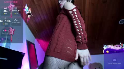 Snapshot of eileen_pinkman chatting on May 2026 03:45:02 AM eileen_pinkman online show from May 2026 03:45:02 AM