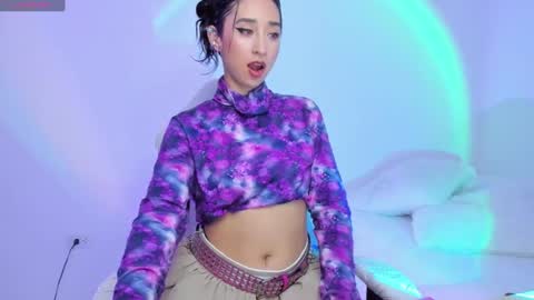   EileenFord    online show from February 2025 12:28:01 AM