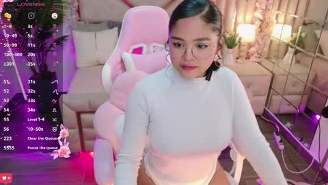 eimy__2 online show from October 2025 05:39:02 AM