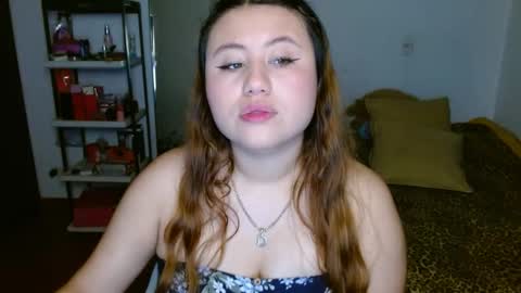 EIMY   MODEL INDEPENDENT online show from December 2024 03:25:01 AM