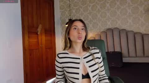 Eimy rose online show from July 2026 03:21:02 PM