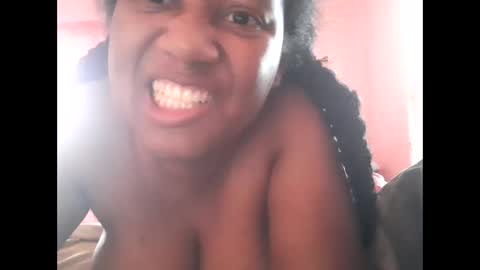 Eirondra Valeen online show from November 2025 10:14:02 AM