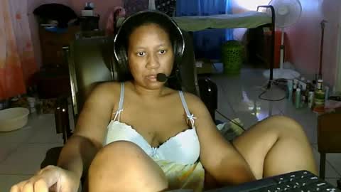 Eirondra Valeen online show from February 2026 12:11:01 AM