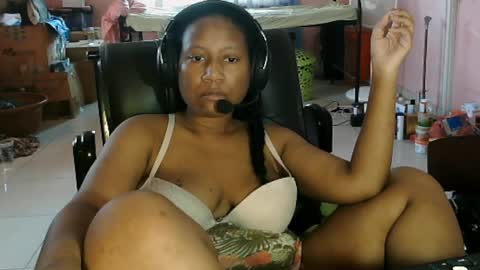 Eirondra Valeen online show from April 2026 01:53:02 PM