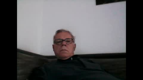 eisbaer1957 online show from December 2024 08:18:02 AM