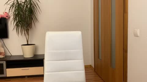 Eitan online show from January 2025 02:58:01 PM