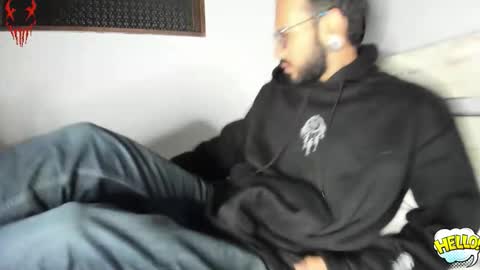 eithan_rune online show from January 2026 08:19:01 AM