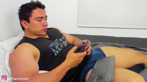 EITHAN CONOR online show from February 2026 02:39:02 AM