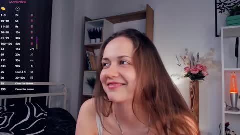 Elis 3 online show from September 2025 08:20:02 PM