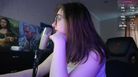 If you like it when I meow give me a thumbs up online show from March 2025 12:41:02 PM