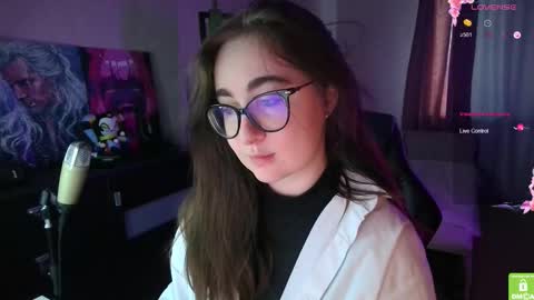 If you like it when I meow give me a thumbs up online show from October 2025 11:20:02 AM