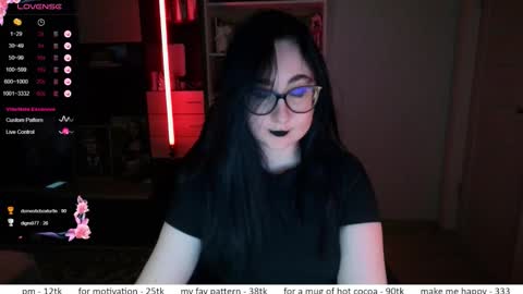 Snapshot of el_sweety chatting on February 2026 01:03:01 PM If you like it when I meow give me a thumbs up online show from February 2026 01:03:01 PM