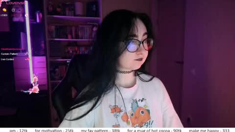 Snapshot of el_sweety chatting on March 2026 01:04:02 PM If you like it when I meow give me a thumbs up online show from March 2026 01:04:02 PM