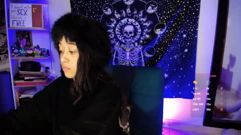 Ela  Help me reach 100 thumbs up online show from June 2026 07:34:01 AM