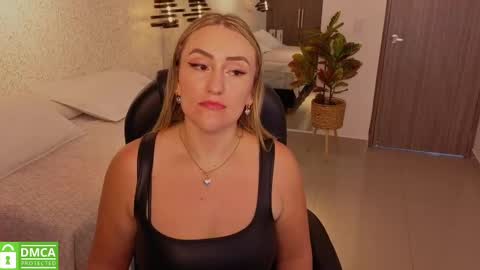 LOREIN online show from October 2025 12:02:01 PM