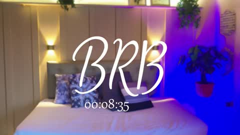 Ela online show from December 2025 07:41:01 PM