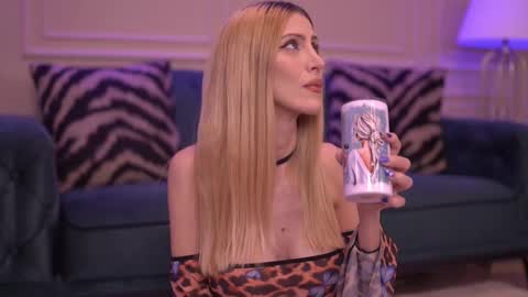 Ella online show from March 2026 05:35:01 AM