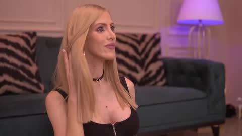 Ella online show from April 2026 04:46:01 AM