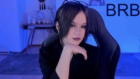 Your sweet girl online show from December 2024 07:43:02 PM