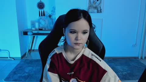 Your sweet girl online show from March 2025 07:05:01 PM